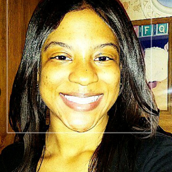 Meet your Posher, Vatessa - Picture 1 of 1